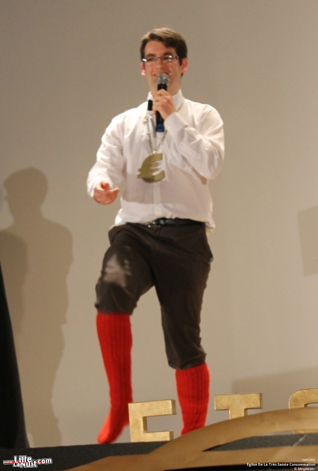 3ème Cérémonie Des Doigts D’Or De L’Église De La Très Sainte Consommation à Lille en live - photo n°9