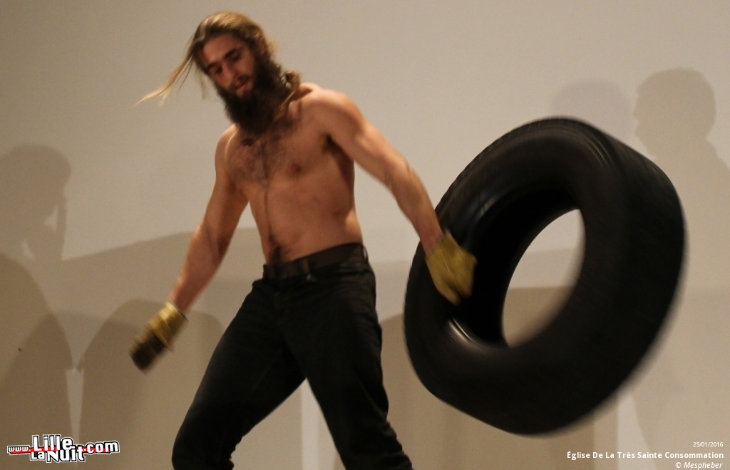 3ème Cérémonie Des Doigts D’Or De L’Église De La Très Sainte Consommation à Lille en live - photo n°15