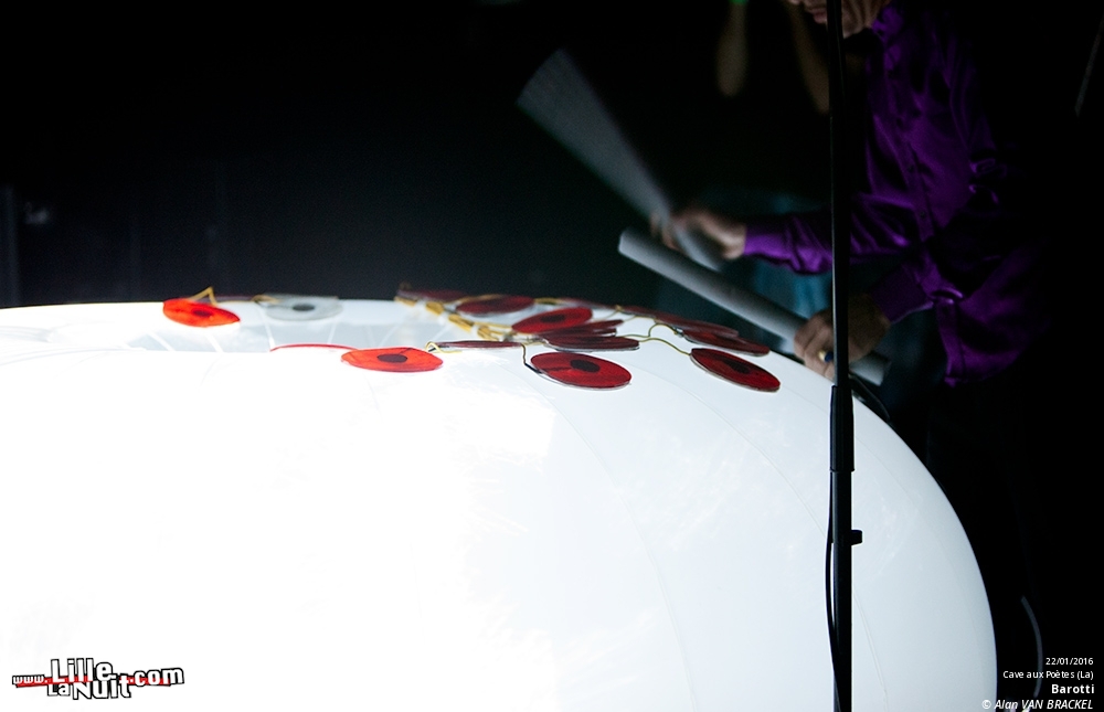 Black Bones + Barotti à la Cave aux poètes en live - photo n°4