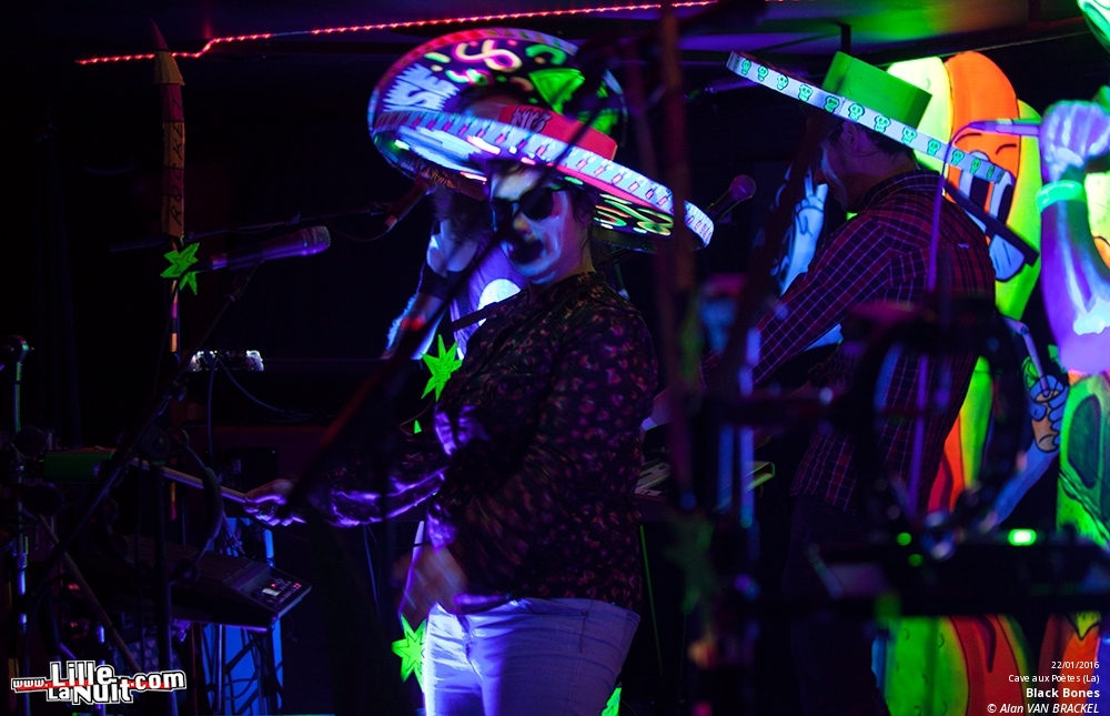 Black Bones + Barotti à la Cave aux poètes en live - photo n°4