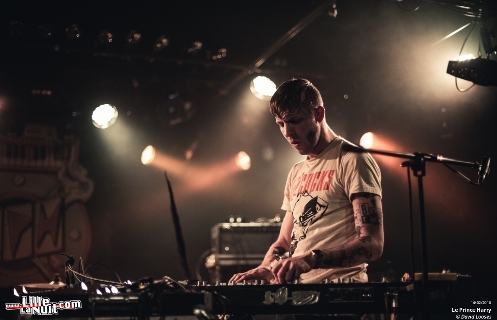 J.C. Satàn + Le Prince Harry à l’Aeronef de Lille en live - photo n°10