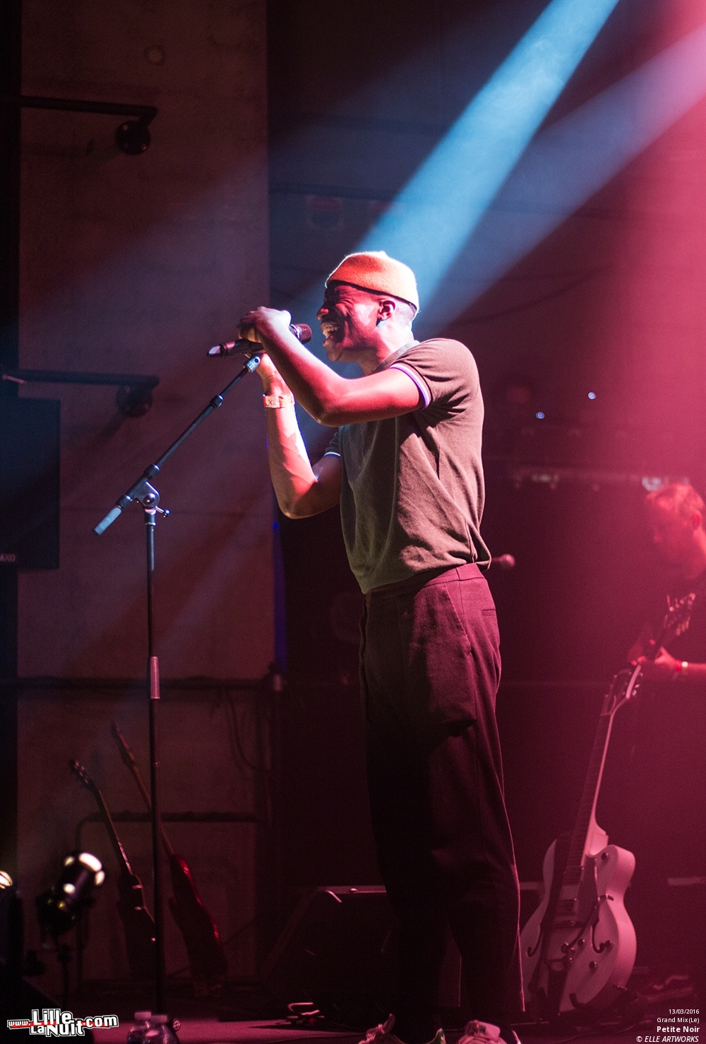Petite Noir + Grifon au Grand Mix en live - photo n°15