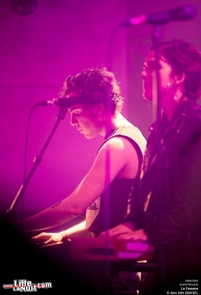 La Femme + Grand Blanc au Grand Mix en live - photo n°7