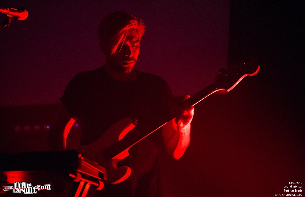 Petite Noir + Grifon au Grand Mix en live - photo n°7