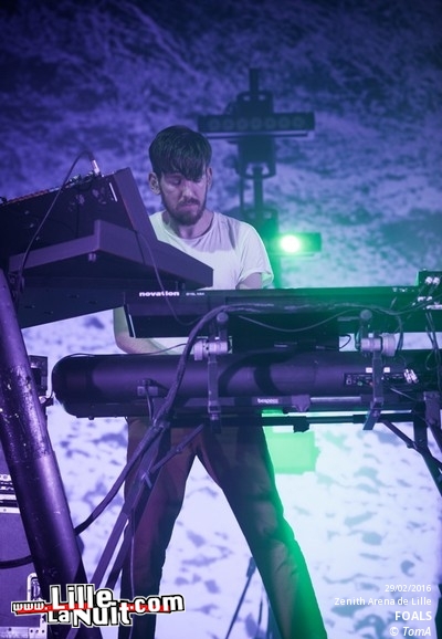Foals + Her au Zénith de Lille en live - photo n°18