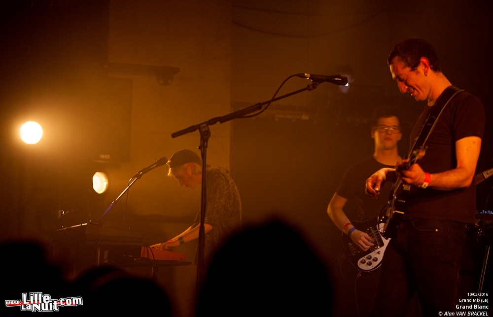 La Femme + Grand Blanc au Grand Mix en live - photo n°9