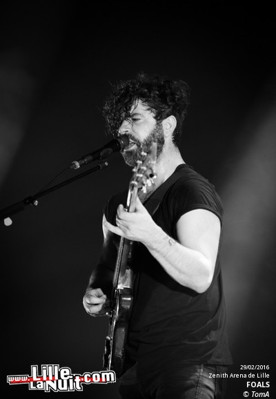 Foals + Her au Zénith de Lille en live - photo n°25