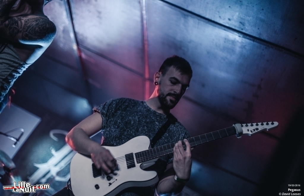 Hypno5e + Pegasus + Charbon à la Péniche Spits de Douai en live - photo n°2