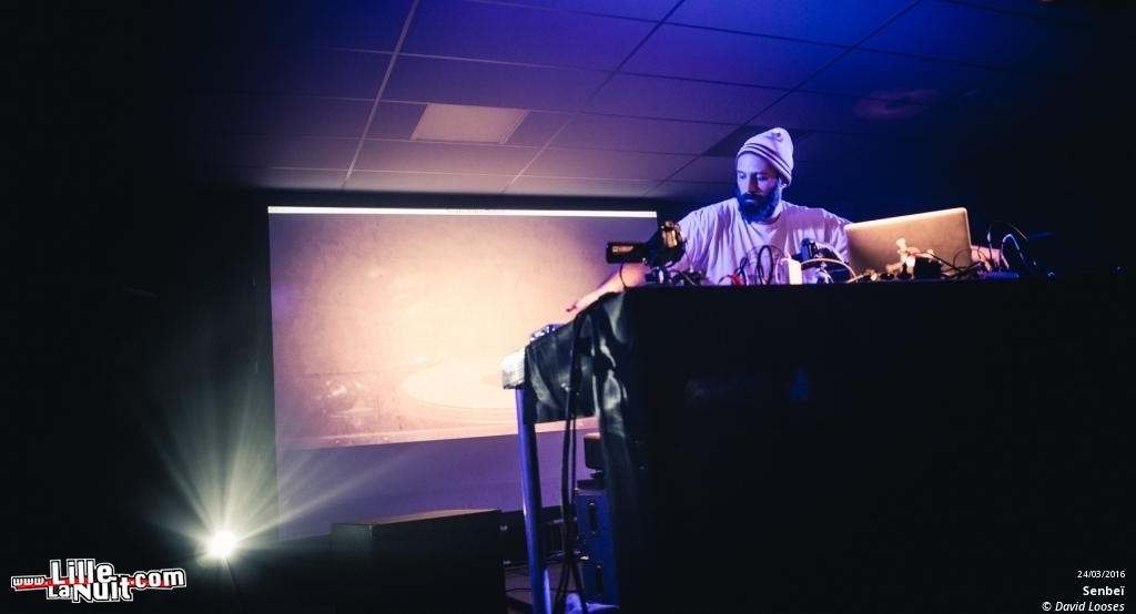 Saul Williams + Senbeï à la salle Clovis Defrennes de Sailly-Lez-Lannoy en live - photo n°3