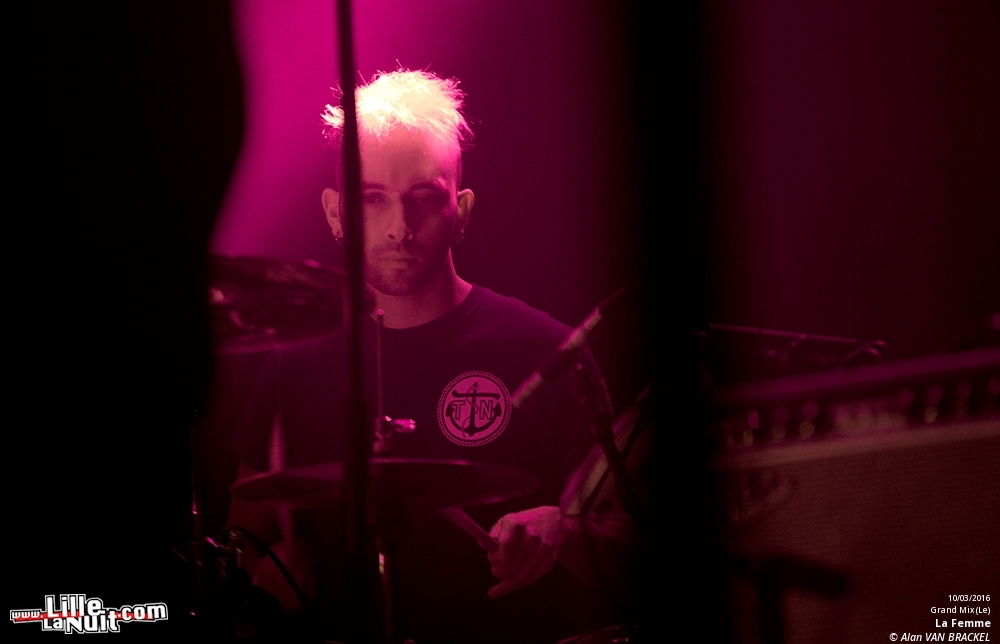 La Femme + Grand Blanc au Grand Mix en live - photo n°5