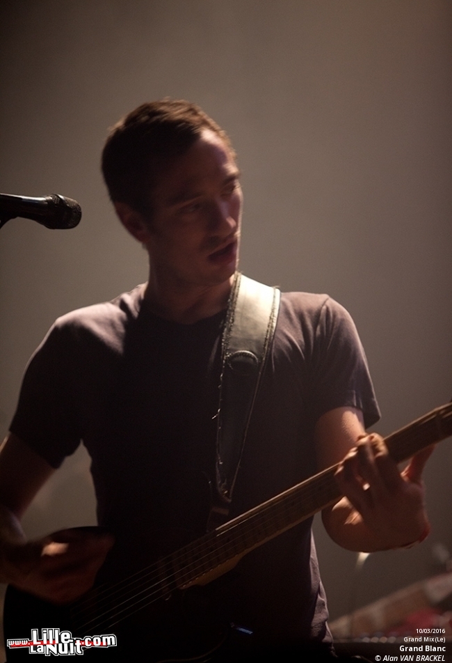 La Femme + Grand Blanc au Grand Mix en live - photo n°14