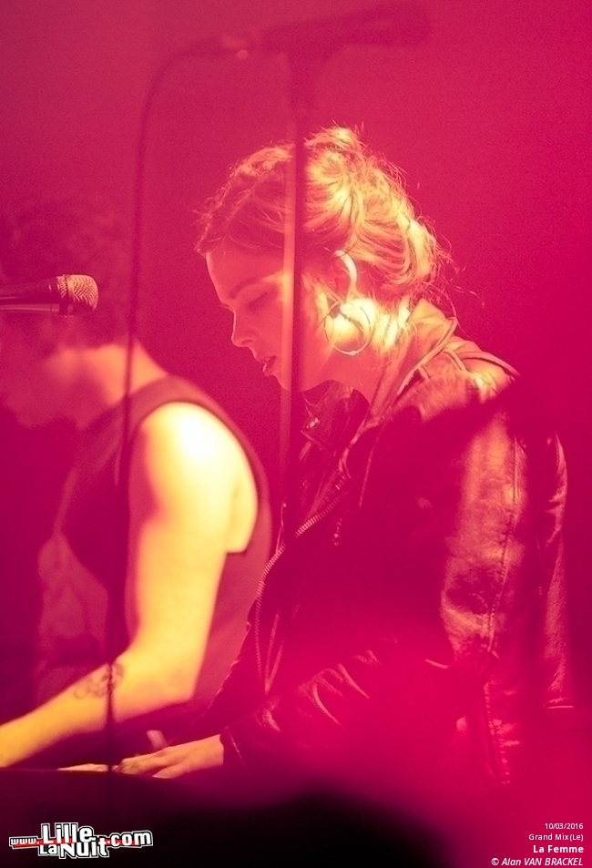 La Femme + Grand Blanc au Grand Mix en live - photo n°6