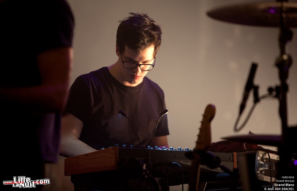 La Femme + Grand Blanc au Grand Mix en live - photo n°6