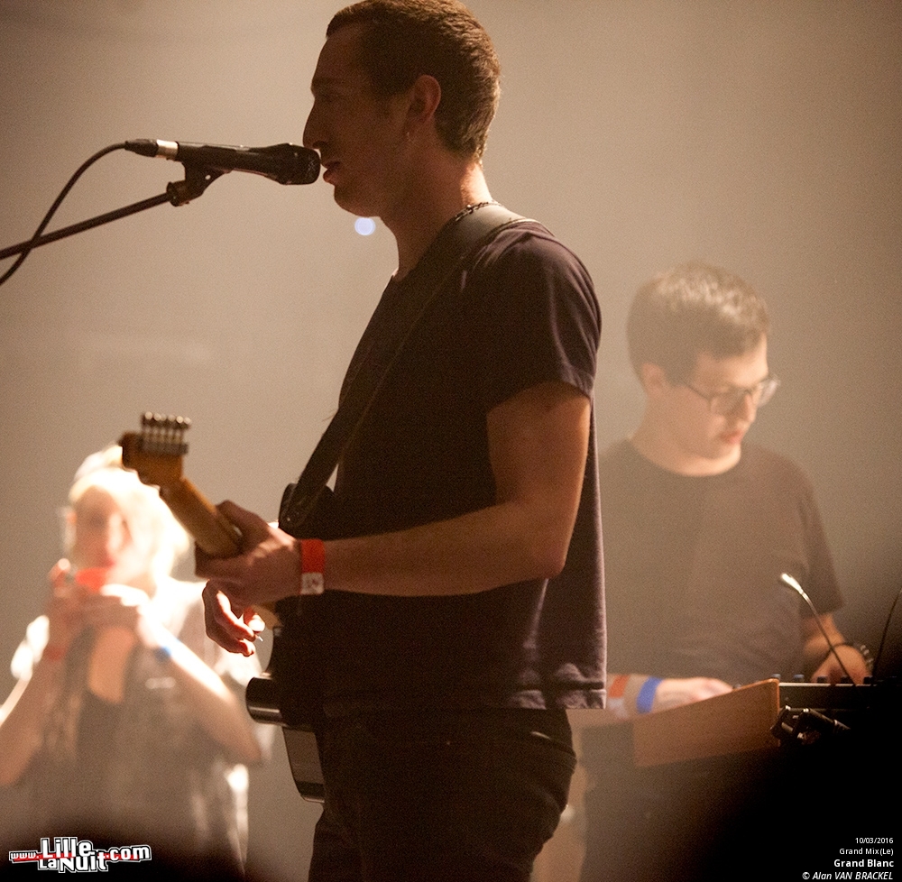 La Femme + Grand Blanc au Grand Mix en live - photo n°4