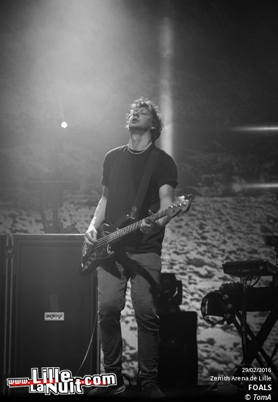 Foals + Her au Zénith de Lille en live - photo n°7