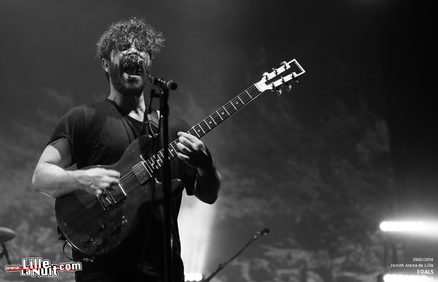 Foals + Her au Zénith de Lille en live - photo n°11