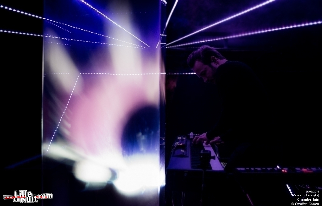 Chamberlain + DJ Pitch à La Cave Aux Poètes en live - photo n°3