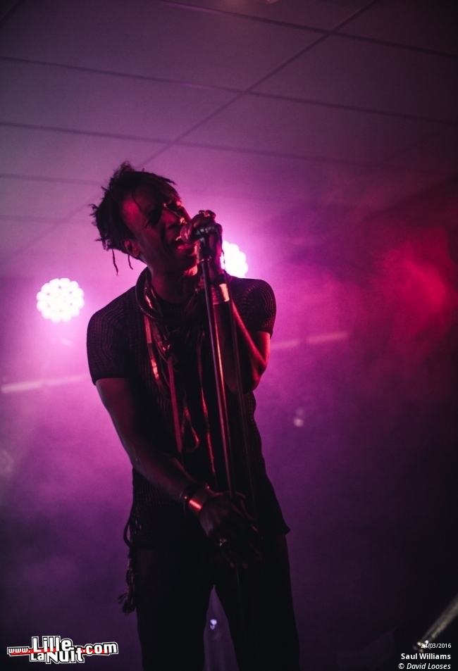 Saul Williams + Senbeï à la salle Clovis Defrennes de Sailly-Lez-Lannoy en live - photo n°2