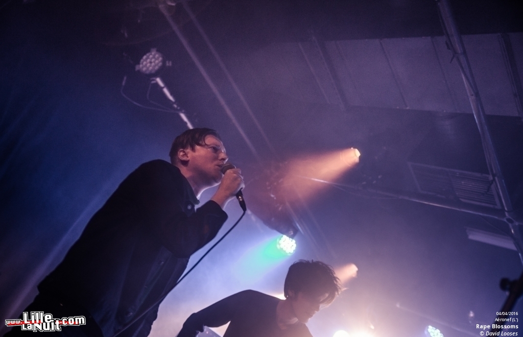 A Place To Bury Strangers + Rape Blossoms à l’Aéronef en live - photo n°6