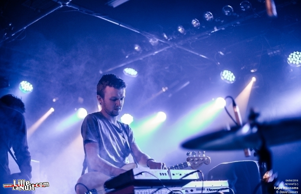 A Place To Bury Strangers + Rape Blossoms à l’Aéronef en live - photo n°3