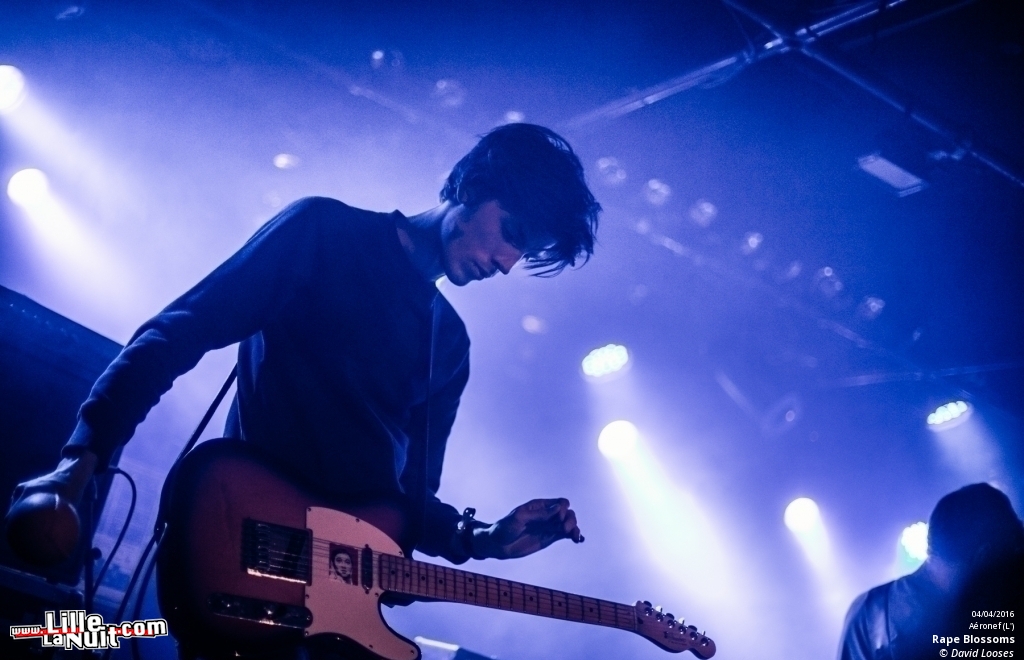 A Place To Bury Strangers + Rape Blossoms à l’Aéronef en live - photo n°2