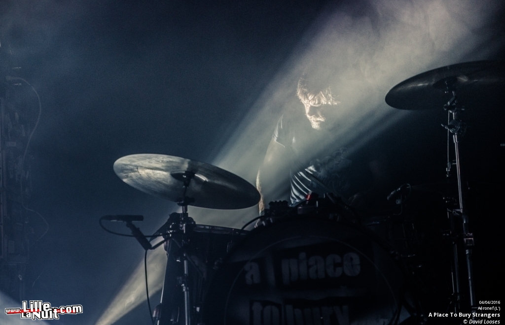 A Place To Bury Strangers + Rape Blossoms à l’Aéronef en live - photo n°15