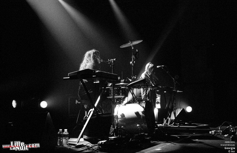 Les Femmes S’en Mêlent au Grand Mix en live - photo n°2