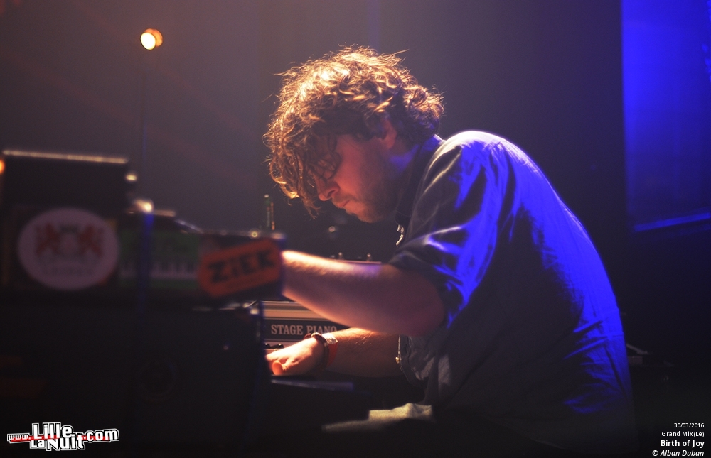 Birth Of Joy + Last Train + Weird Omen + Dj Lord Barnaby Street Weissmuller au Grand Mix – Tourcoing en live - photo n°1