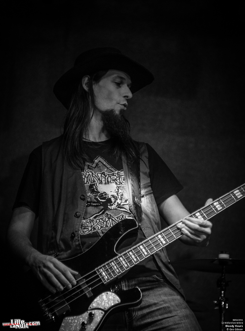 Wizzö + Blackbart + Bloody Hours au Midland Lille en live - photo n°1