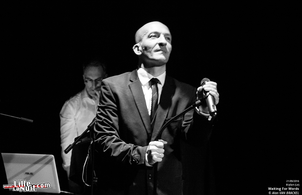 iSynth IV au Biplan : Waiting For Words + Suffocating Minds + Shiny Darkness etc. en live - photo n°7