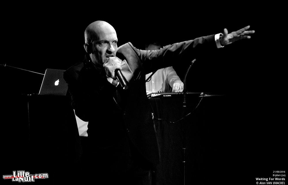 iSynth IV au Biplan : Waiting For Words + Suffocating Minds + Shiny Darkness etc. en live - photo n°10