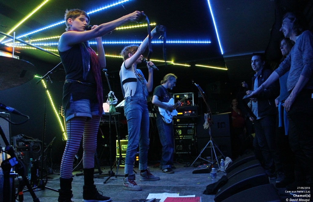 Françoiz Breut + Chamot[s] à la Cave aux Poètes en live - photo n°13