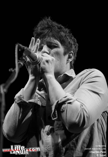 Neil Young + Charles Pasi au Zenith de Lille en live - photo n°1