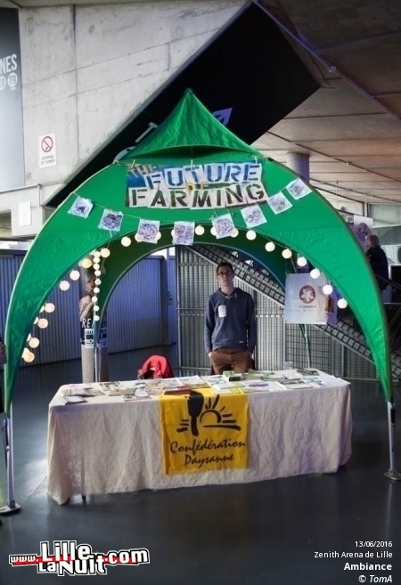 Neil Young + Charles Pasi au Zenith de Lille en live - photo n°1