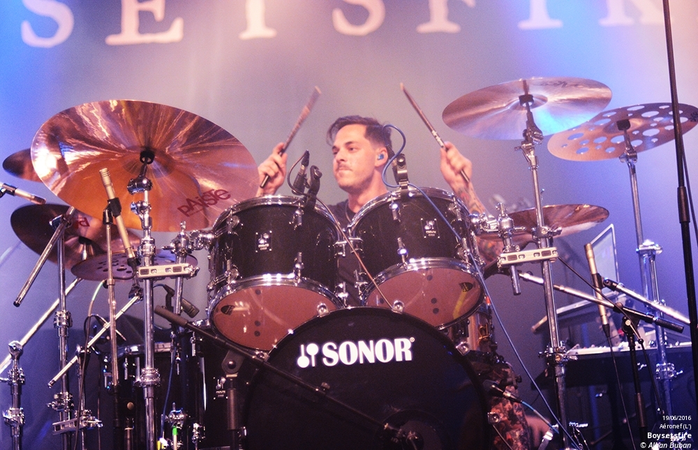 ANTIFest : Anti-Flag + Carving + Boysetsfire + Wolf Down à l’Aéronef en live - photo n°9