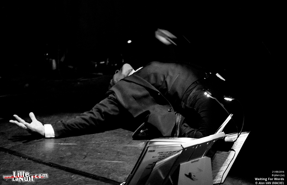 iSynth IV au Biplan : Waiting For Words + Suffocating Minds + Shiny Darkness etc. en live - photo n°14