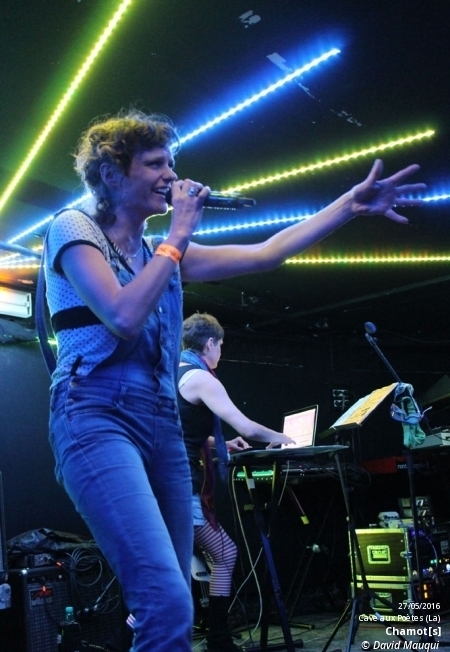 Françoiz Breut + Chamot[s] à la Cave aux Poètes en live - photo n°11