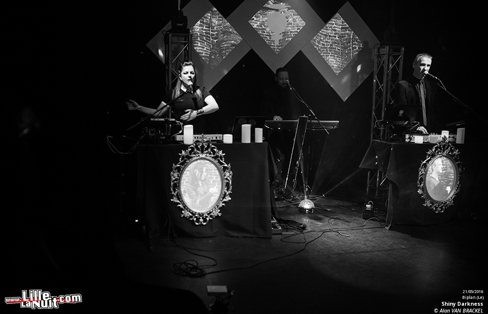 iSynth IV au Biplan : Waiting For Words + Suffocating Minds + Shiny Darkness etc. en live - photo n°9