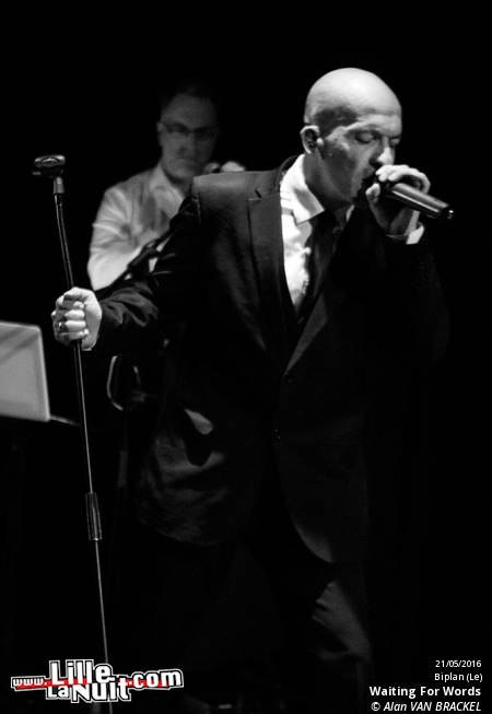 iSynth IV au Biplan : Waiting For Words + Suffocating Minds + Shiny Darkness etc. en live - photo n°3