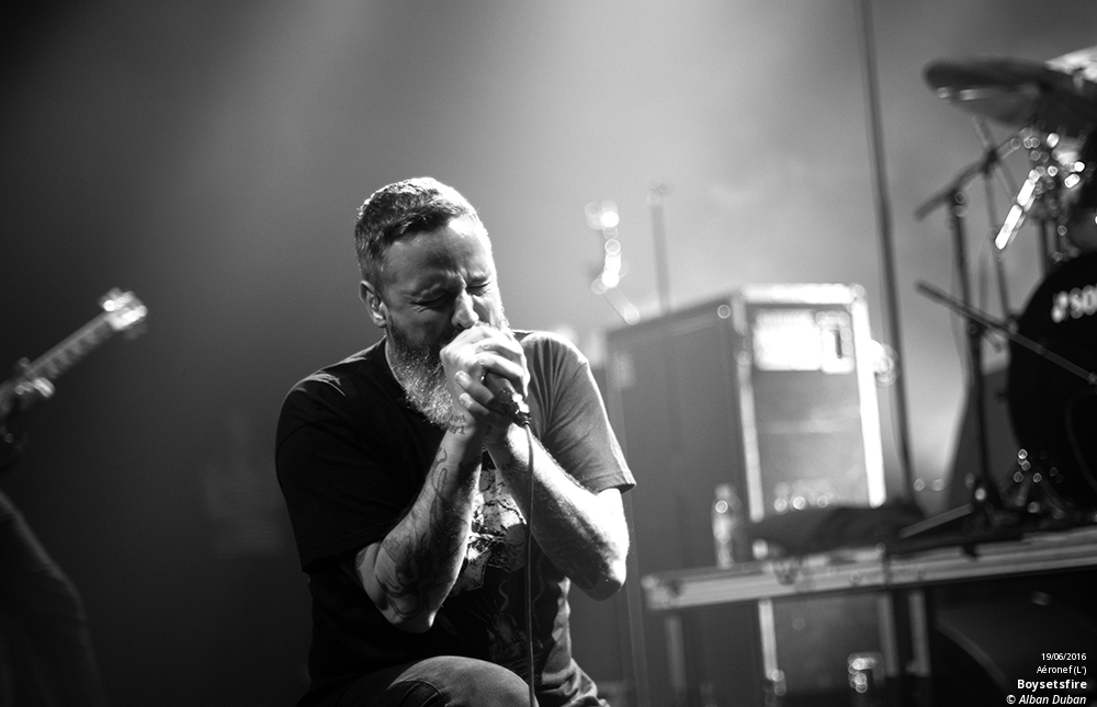 ANTIFest : Anti-Flag + Carving + Boysetsfire + Wolf Down à l’Aéronef en live - photo n°1