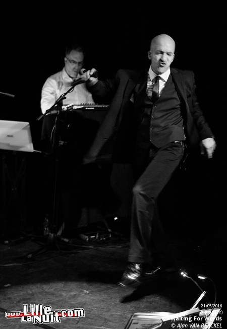 iSynth IV au Biplan : Waiting For Words + Suffocating Minds + Shiny Darkness etc. en live - photo n°12