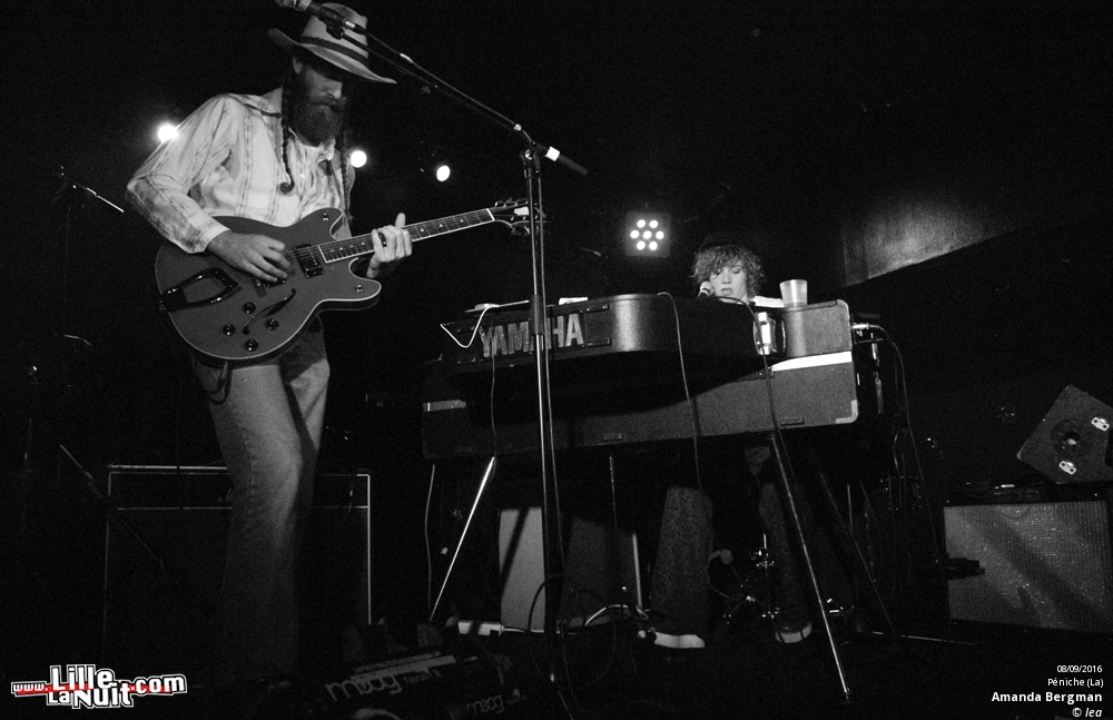 Laura Gibson + Amanda Bergman à la Péniche en live - photo n°6