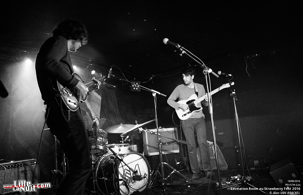 Strawberry Fest 2016 à la Péniche de Lille – jour 2 : LSD and the Search for God + TAU + Levitation Room + V.Love en live - photo n°11