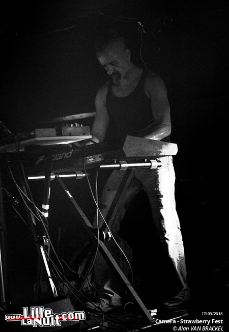 Strawberry Fest 2016 à la Péniche de Lille – jour 1 : Camera + Klaus Johann Grobe + Shadow Motel + Tapeworms en live - photo n°7