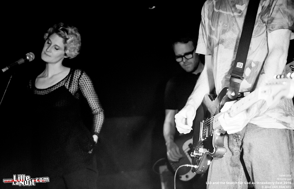 Strawberry Fest 2016 à la Péniche de Lille – jour 2 : LSD and the Search for God + TAU + Levitation Room + V.Love en live - photo n°5