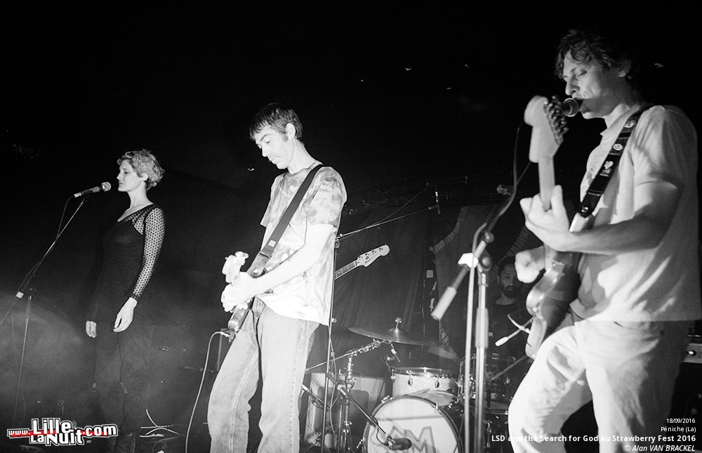 Strawberry Fest 2016 à la Péniche de Lille – jour 2 : LSD and the Search for God + TAU + Levitation Room + V.Love en live - photo n°14