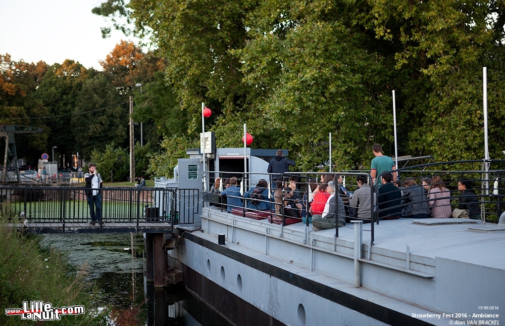 Strawberry Fest 2016 à la Péniche de Lille – jour 1 : Camera + Klaus Johann Grobe + Shadow Motel + Tapeworms en live - photo n°1