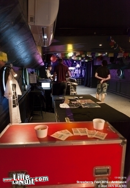 Strawberry Fest 2016 à la Péniche de Lille – jour 1 : Camera + Klaus Johann Grobe + Shadow Motel + Tapeworms en live - photo n°3