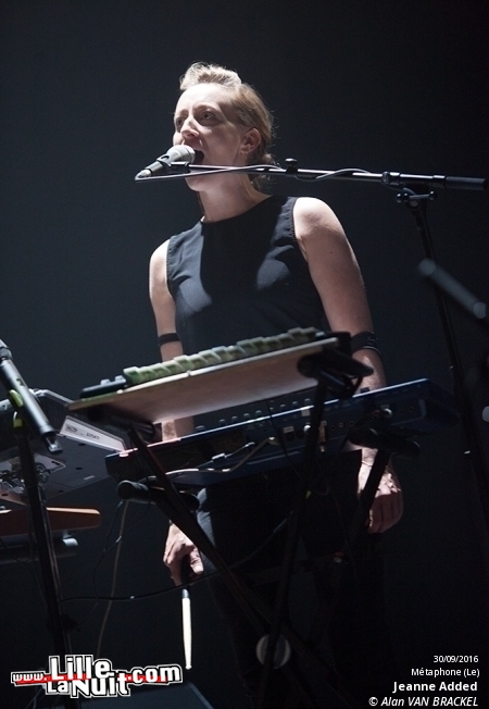 Jeanne Added + Ysé Sauvage au Métaphone de Oignies en live - photo n°8