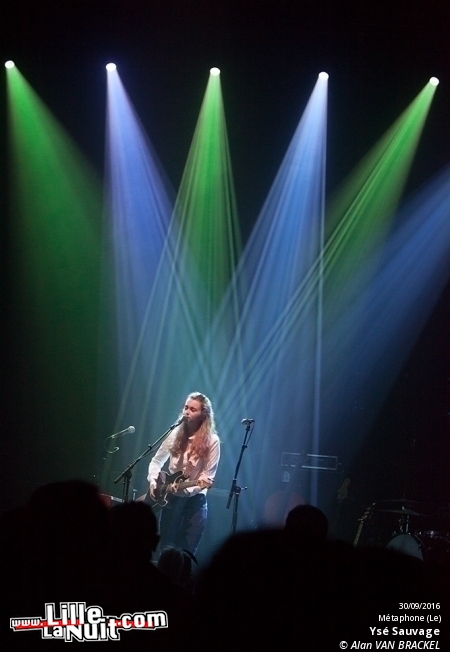 Jeanne Added + Ysé Sauvage au Métaphone de Oignies en live - photo n°7